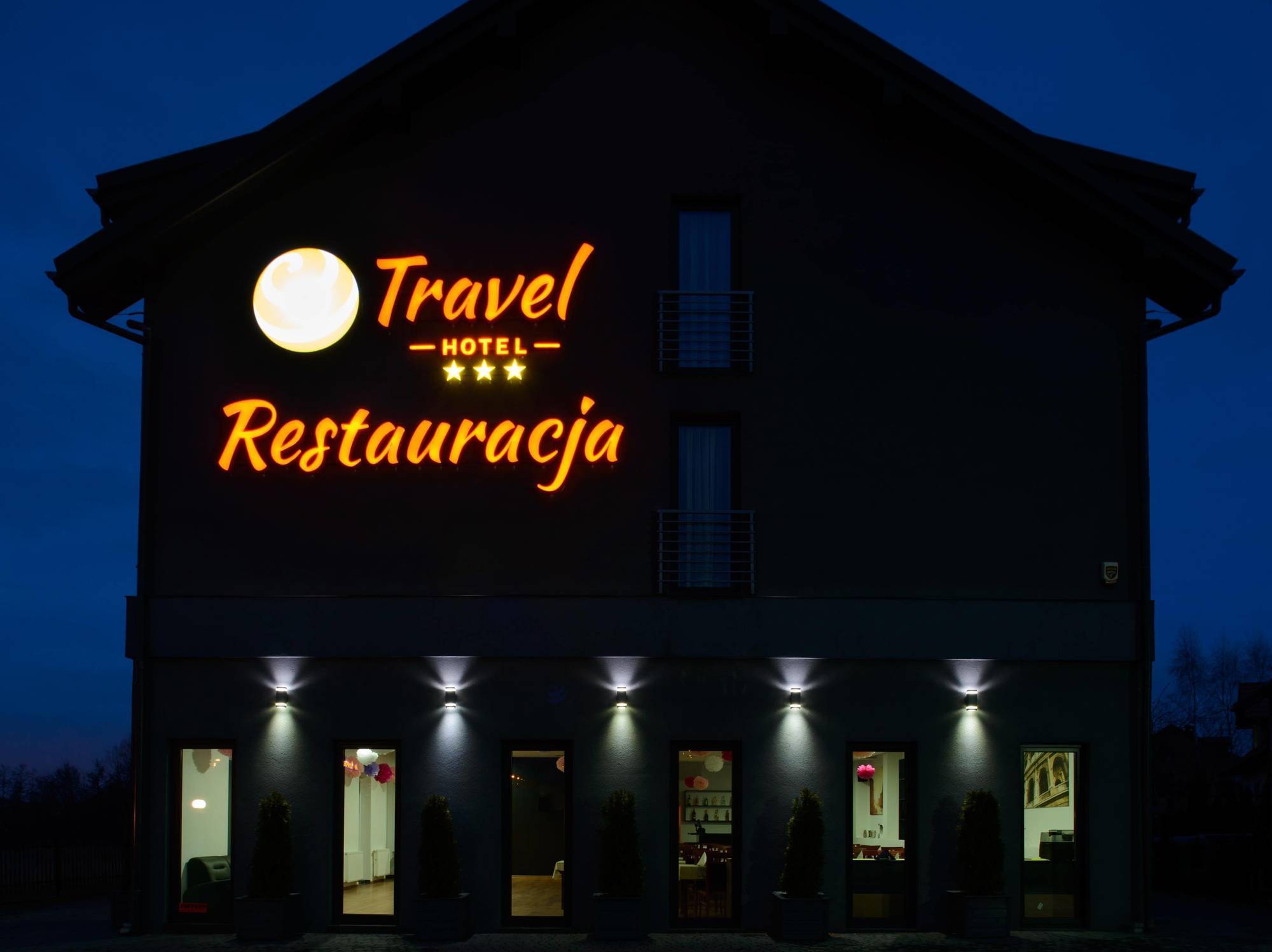 Aparthotel Travel Cracóvia Exterior foto